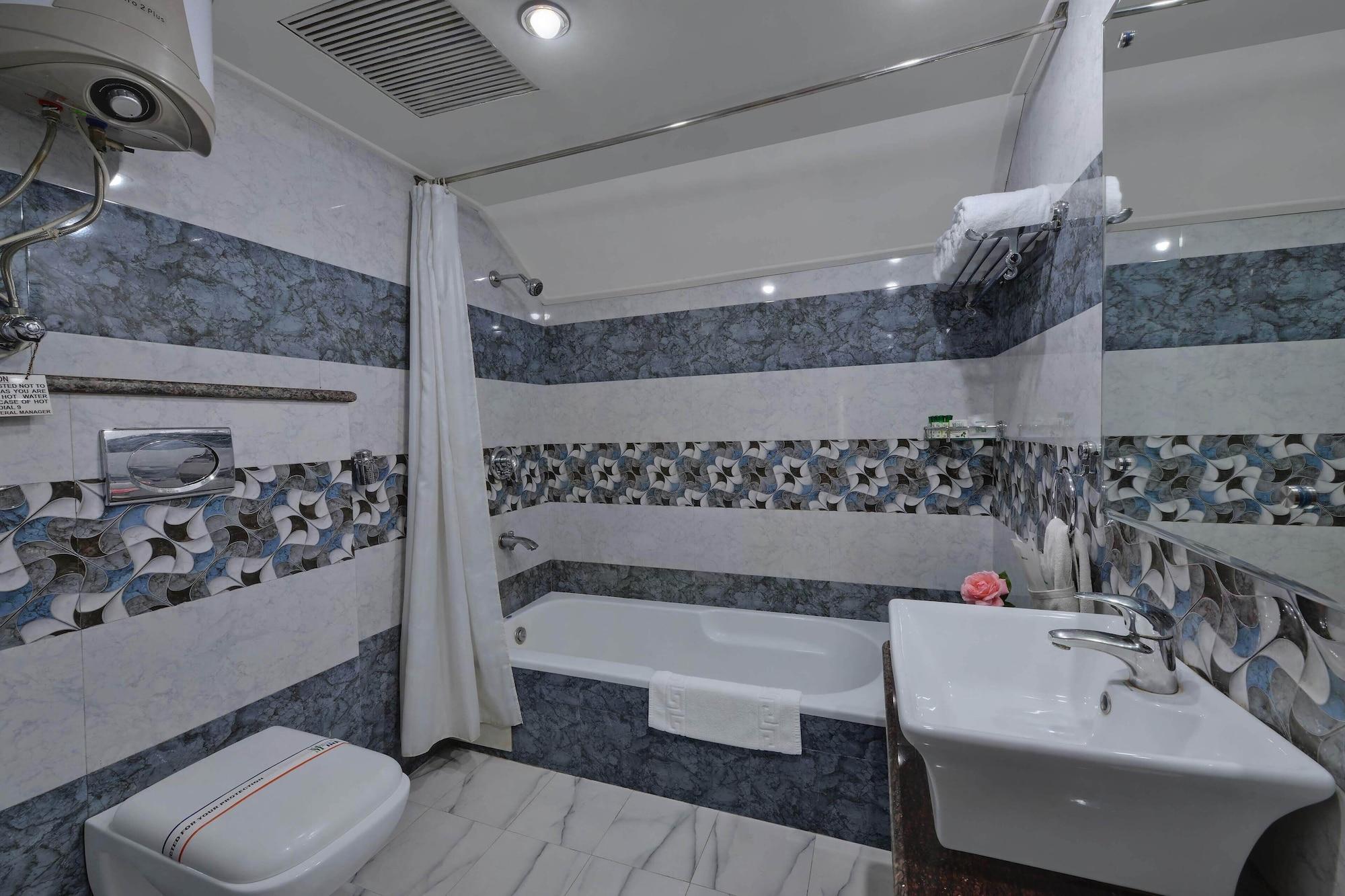 Bravia Hotel Manali Inn Extérieur photo