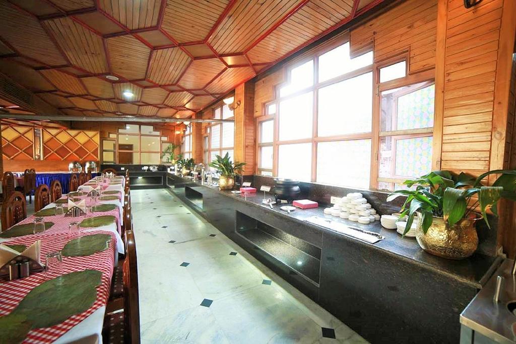 Bravia Hotel Manali Inn Extérieur photo